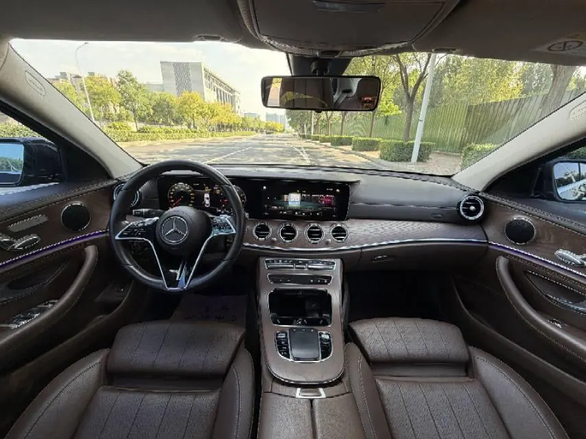 Mercedes Benz E Class 2023 E 260 L 2.0T Automatic 9