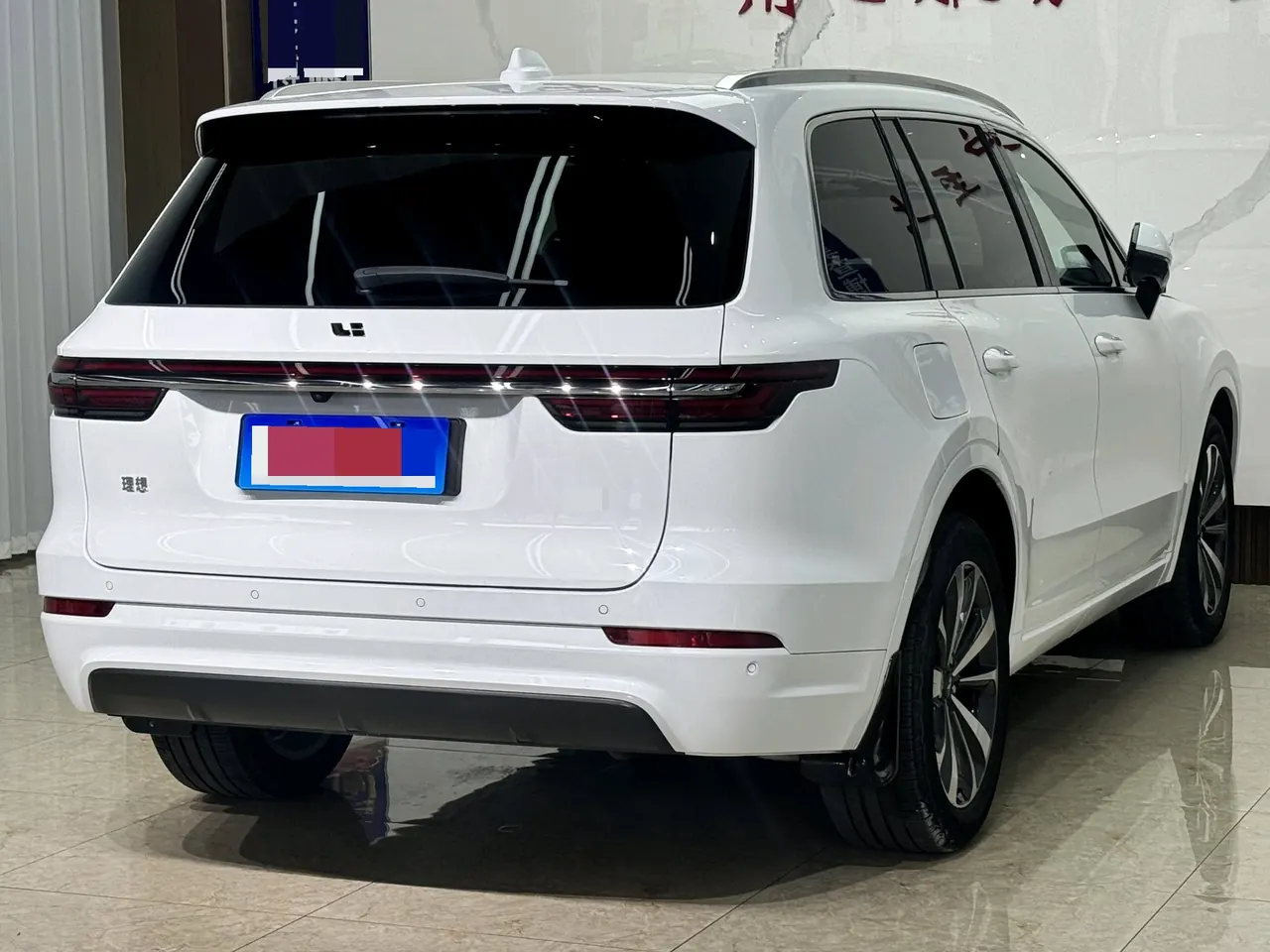 Li 2020 ONE 1.2T extended range 6-seat automatic gear 6