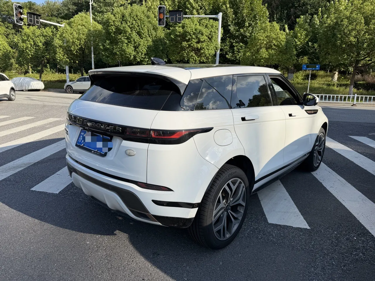 Land Rover 2020 Range Rover Aurora 48V 2.0T 249PS R-DYNAMIC SE Sports Technology Edition Automatic Gear 6