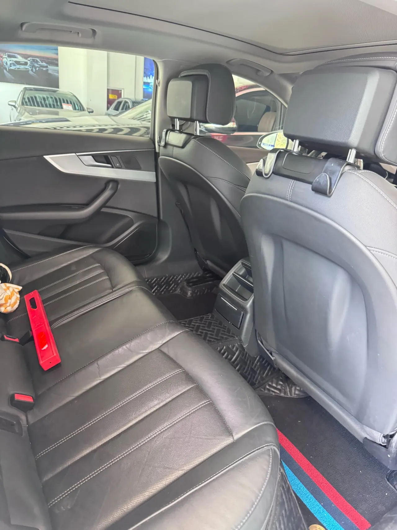 Audi 2020 A4L 2.0TFSI 40TFSI Fashion Dynamic Automatic 3