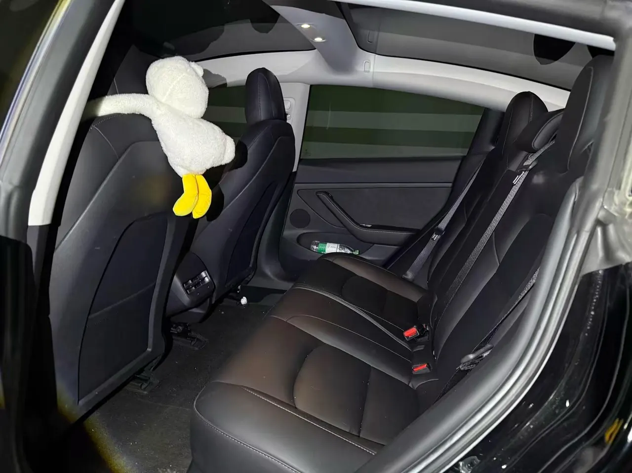Tesla 2022 Model 3 rear-wheel drive version of automatic transmission 4