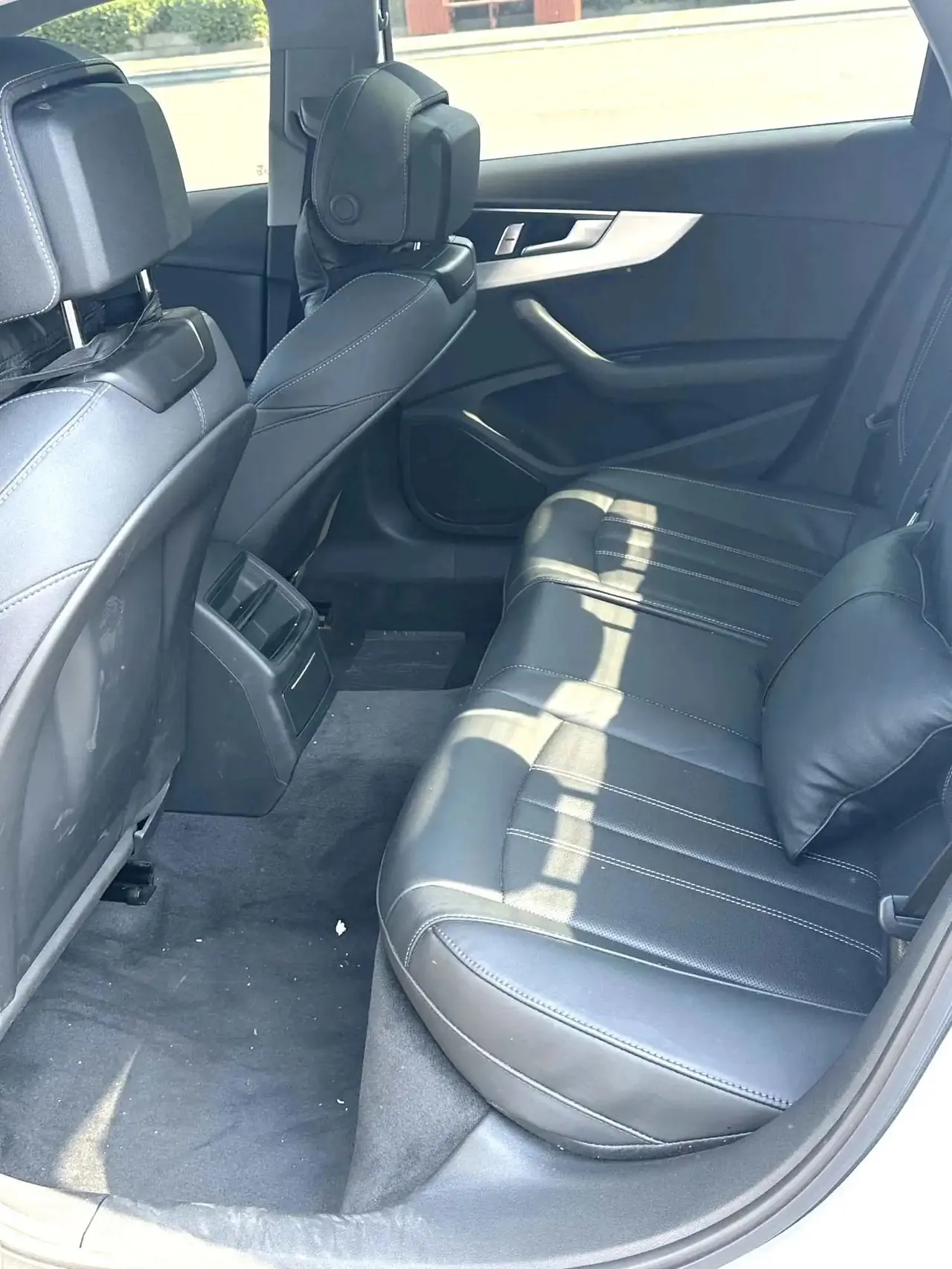 Audi 2024 A4L 2.0TFSI 40TFSI Fashion Dynamic Automatic 5