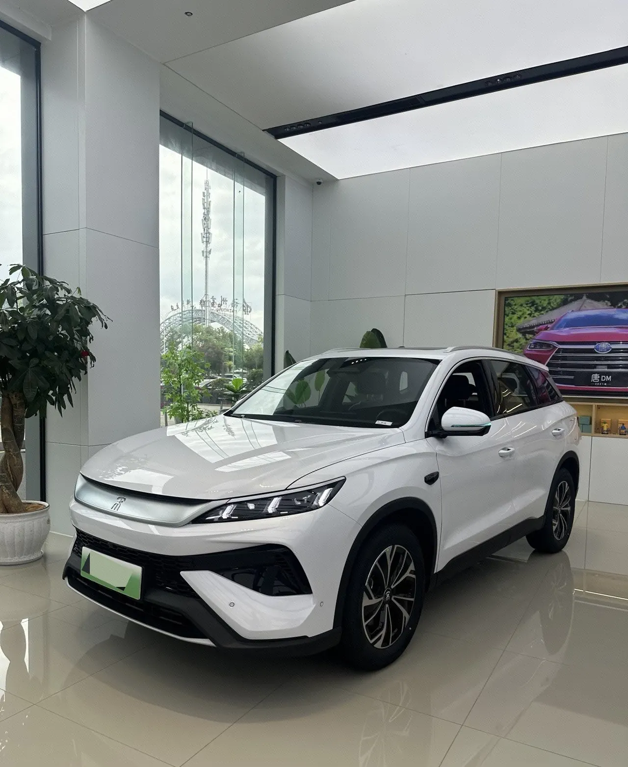 BYD song Pro new energy 2026 song Pro DM-i 1.5 stepless 133KM aggressive automatic gear - View 1