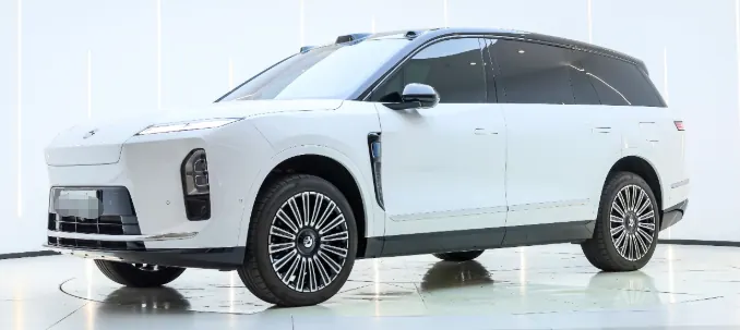 NIO 2026 ES8 7-seat executive deluxe automatic gear - View 1