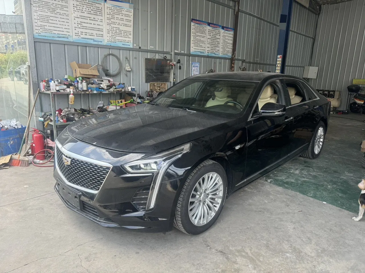 Cadillac 2020 CT6 2.0T 28T fashion automatic gear - View 1