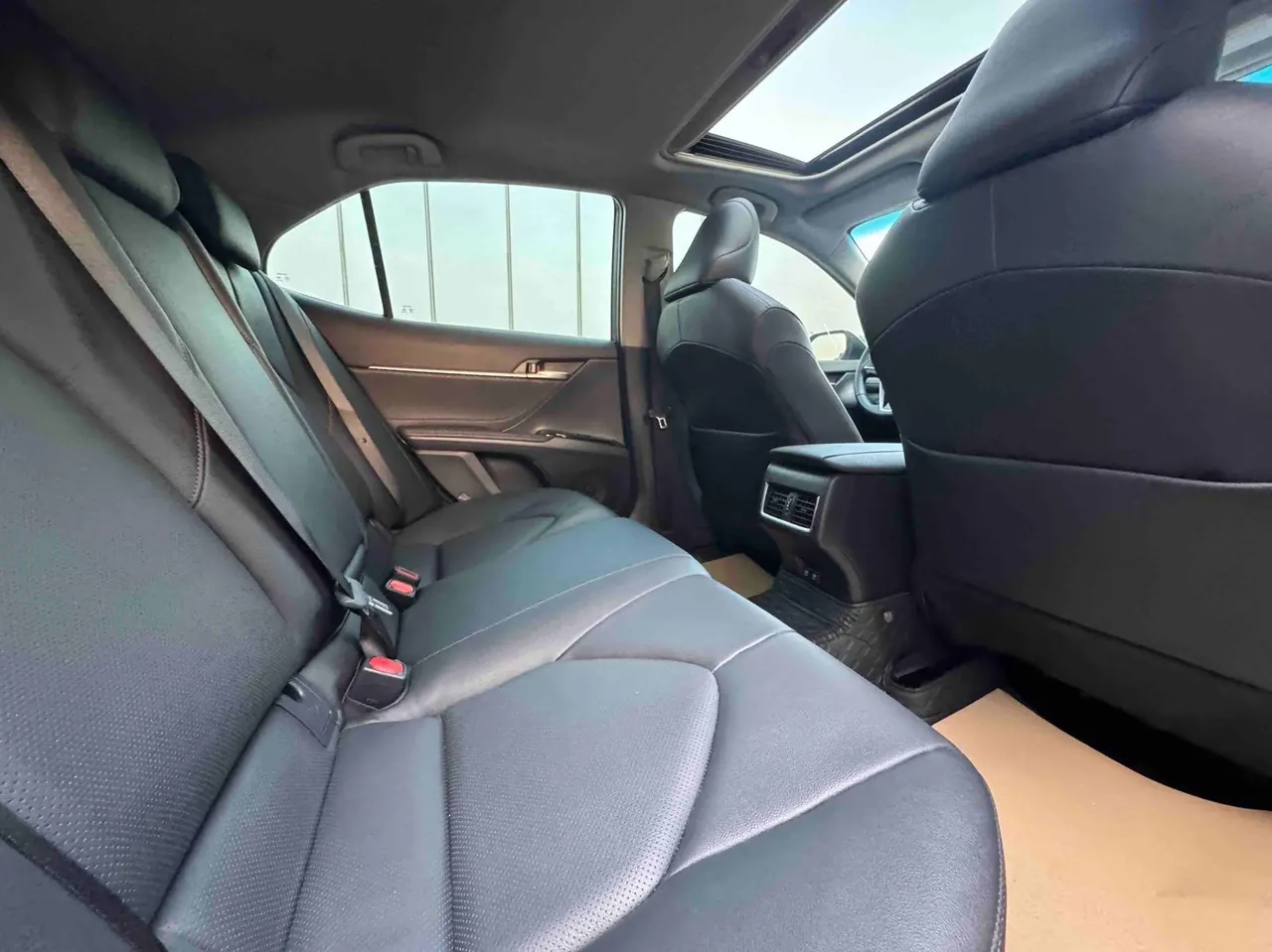 Toyota 2021 Camry 2.0G Stepless Deluxe Edition Automatic Gear 5