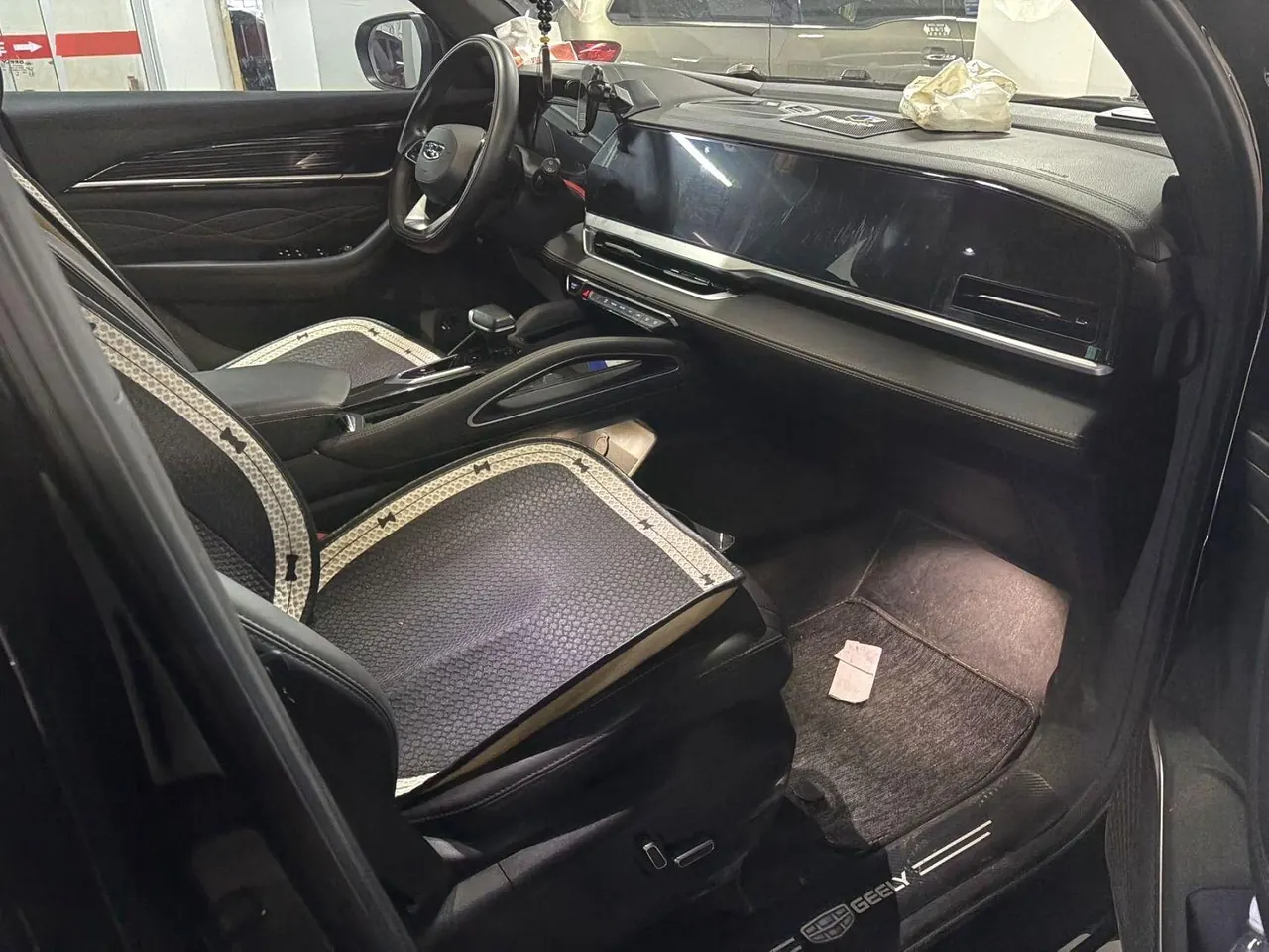 Geely 2024 XingyueL (Monjaro) 2.0TD EVO Two-Drive Luxury Automatic 4