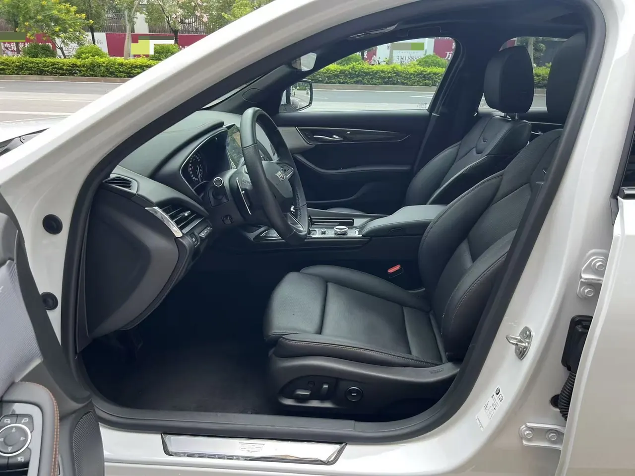 Cadillac 2020 CT5 2.0T 28T Platinum Sports Edition Automatic Gear 11