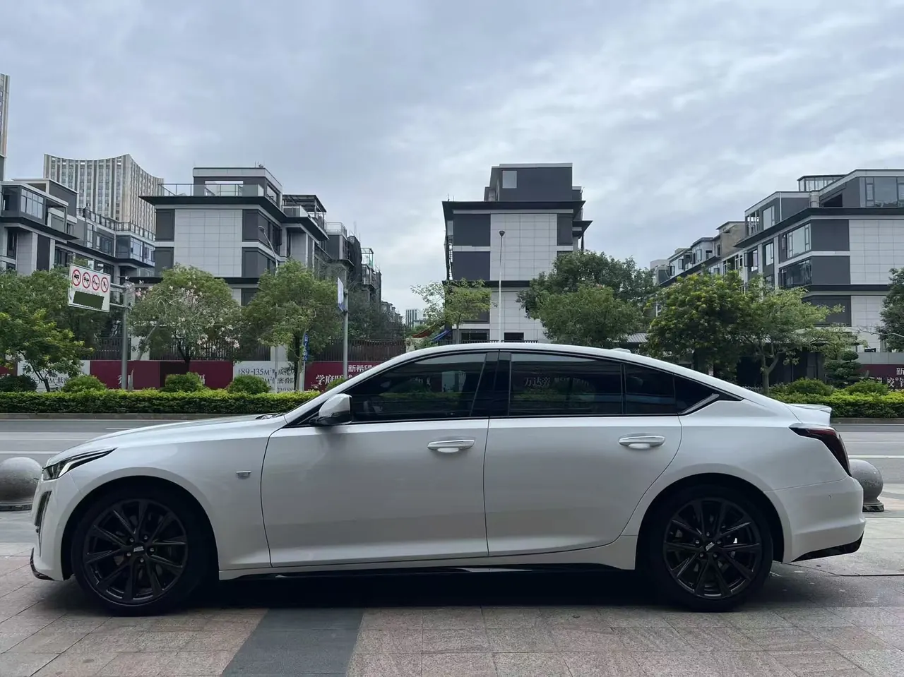 Cadillac 2020 CT5 2.0T 28T Platinum Sports Edition Automatic Gear 7