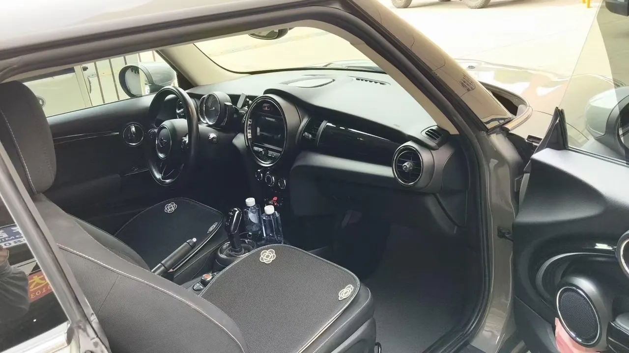 MINI Mini (imported) 2021 Mini One 1.5T automatic gear 5