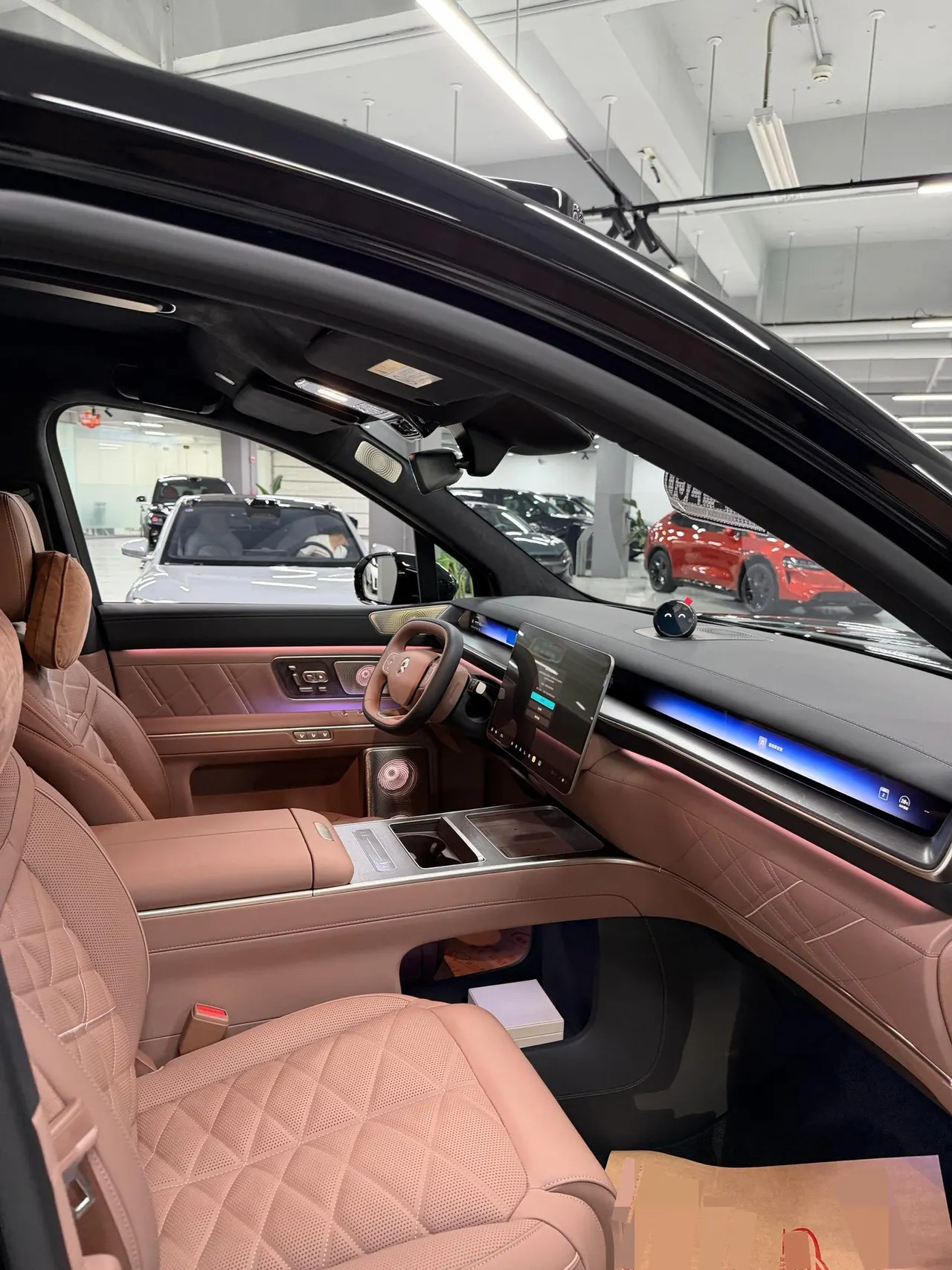 NIO 2026 ES 9 102kWh Executive Island Deluxe Automatic Gear 11