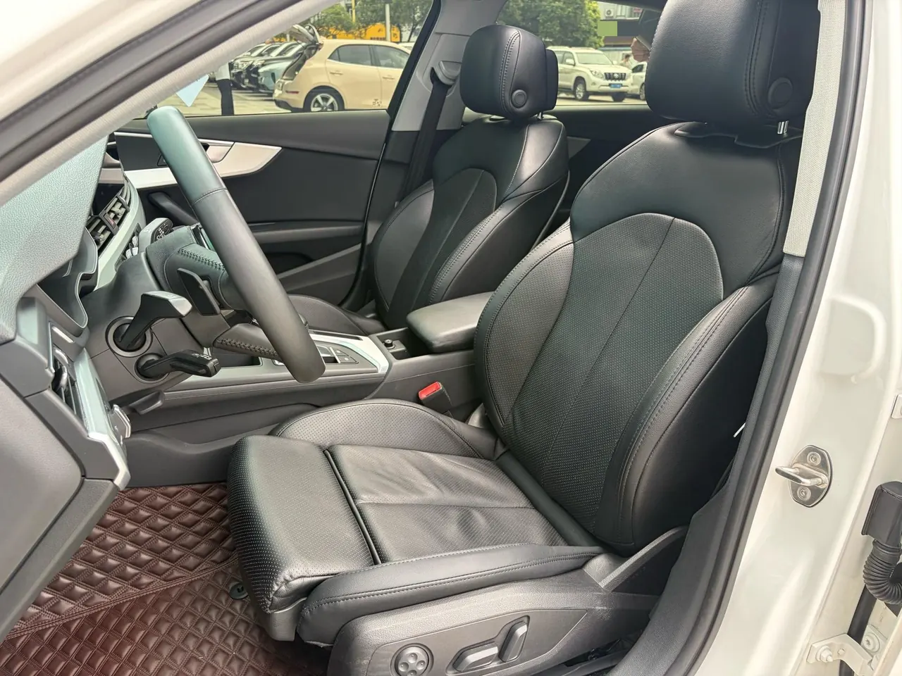 Audi 2020 A4L 2.0TFSI 40TFSI Fashion Dynamic Automatic 13