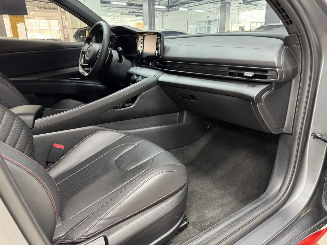 Hyundai 2023 Elantra -3-compartment 1.4TGDi 240TGDi N Line GLX Elite Automatic Gear 10