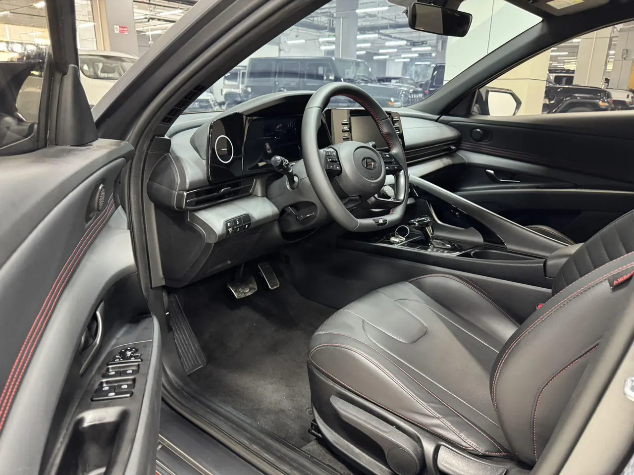 Hyundai 2023 Elantra -3-compartment 1.4TGDi 240TGDi N Line GLX Elite Automatic Gear 15