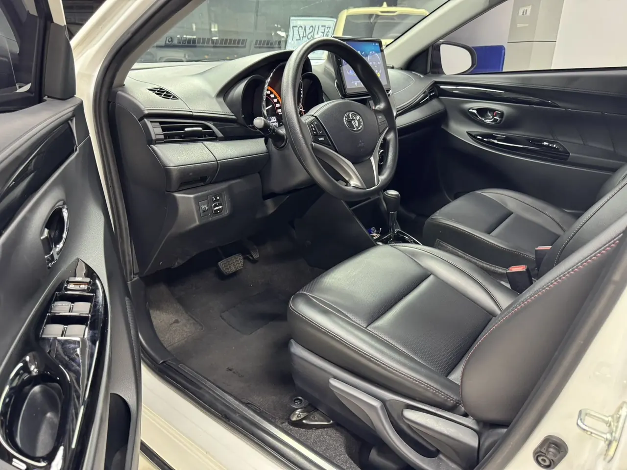 Toyota yaris 2022 YARiS L to dazzle X 1.5 stepless luxury PLUS version of automatic gear 8