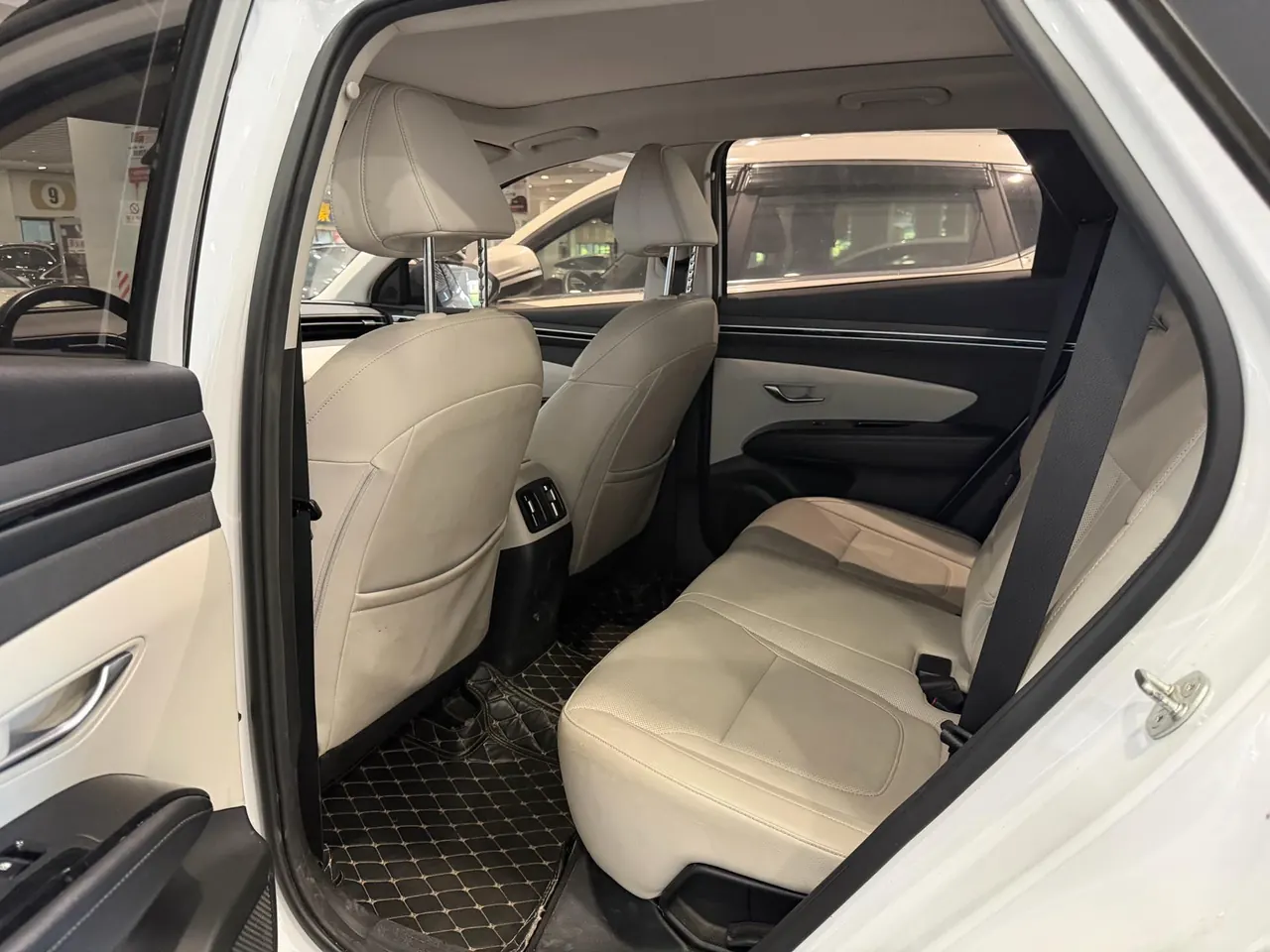 Hyundai 2021 Tousheng L 1.5T TOP Flagship Automatic Gear 4