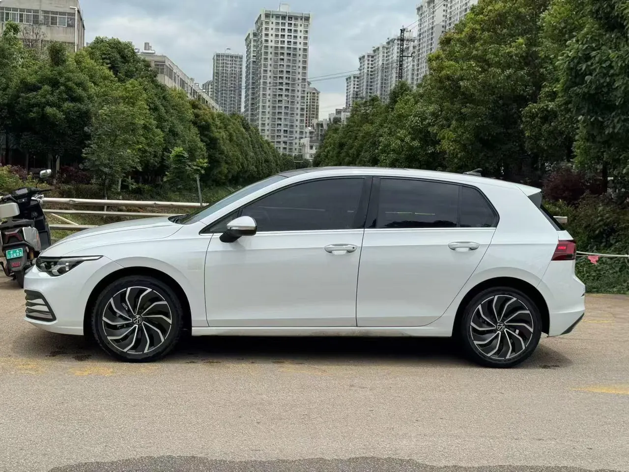 Volkswagen 2021 Golf 8 PRO 1.4TSI 280TSI Automatic 5