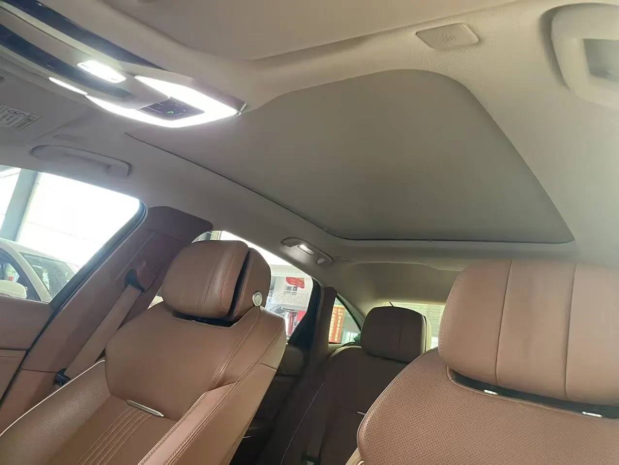 HongQi 2020 H9 48V 2.0T Zhilian Flag Edition Automatic Gear 5