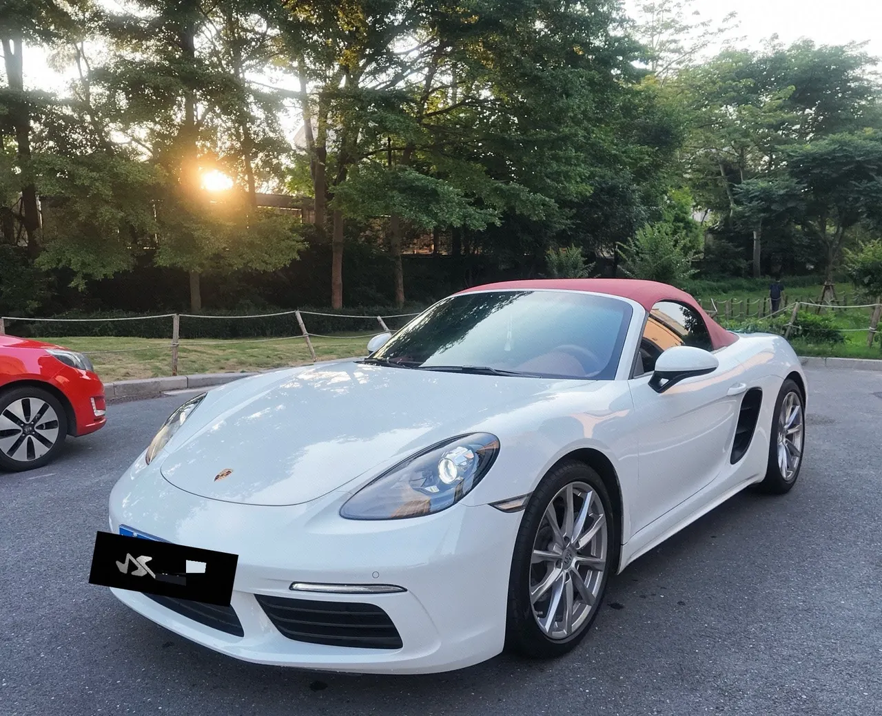 Porsche 718 (Imported) 2020 718 Boxer 2.0T Automatic - View 1