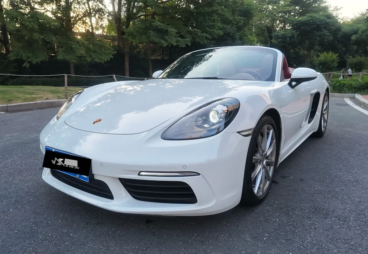 Porsche 718 (Imported) 2020 718 Boxer 2.0T Automatic 10