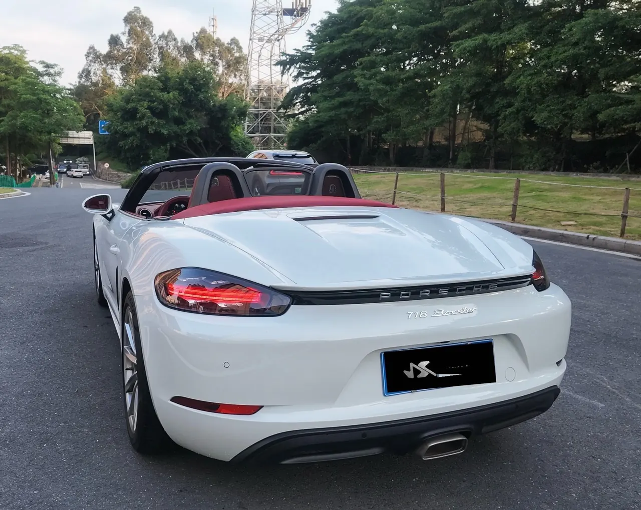 Porsche 718 (Imported) 2020 718 Boxer 2.0T Automatic 12