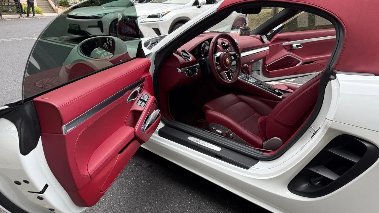 Porsche 718 (Imported) 2020 718 Boxer 2.0T Automatic 4