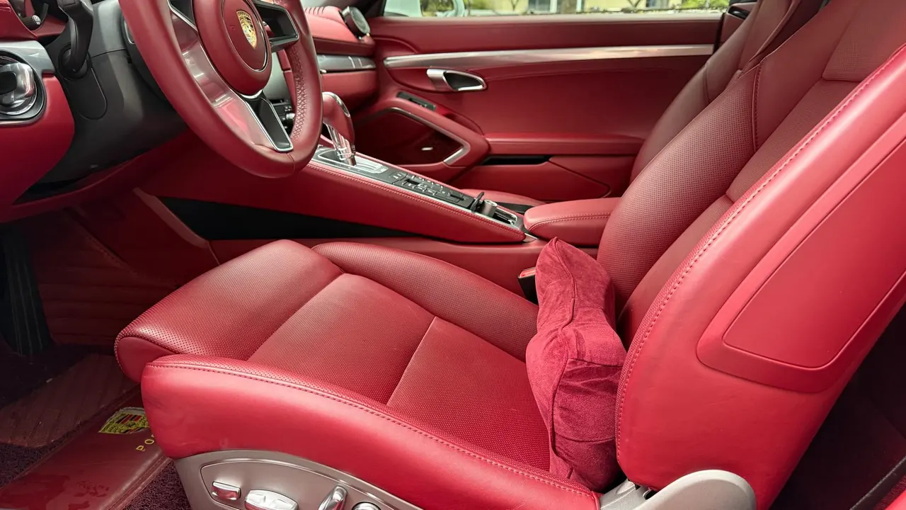 Porsche 718 (Imported) 2020 718 Boxer 2.0T Automatic 8