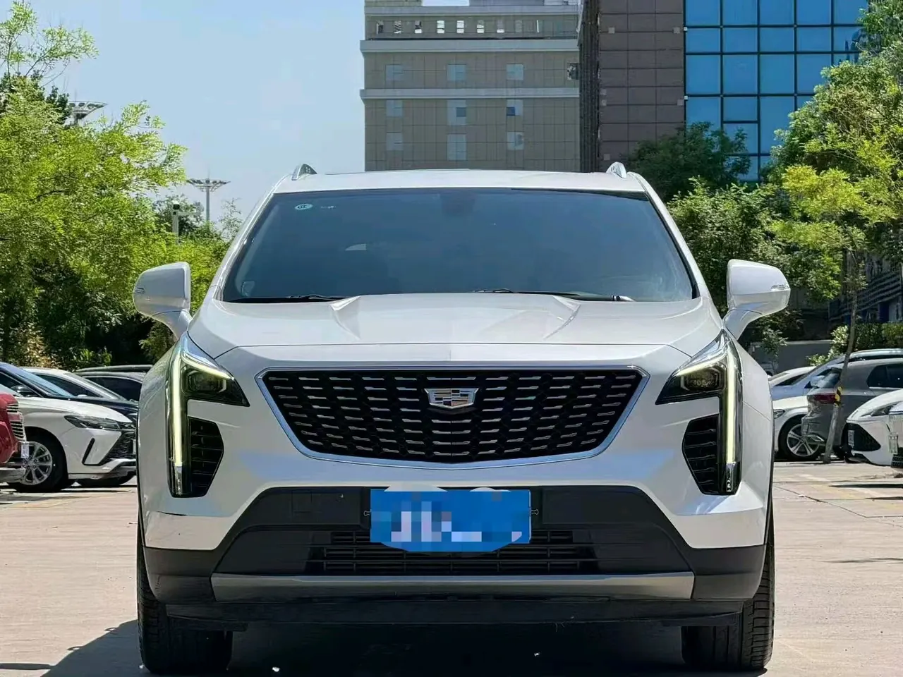 Cadillac 2020 XT4 2.0T 28T Two-Drive Leading Automatic Gear 2