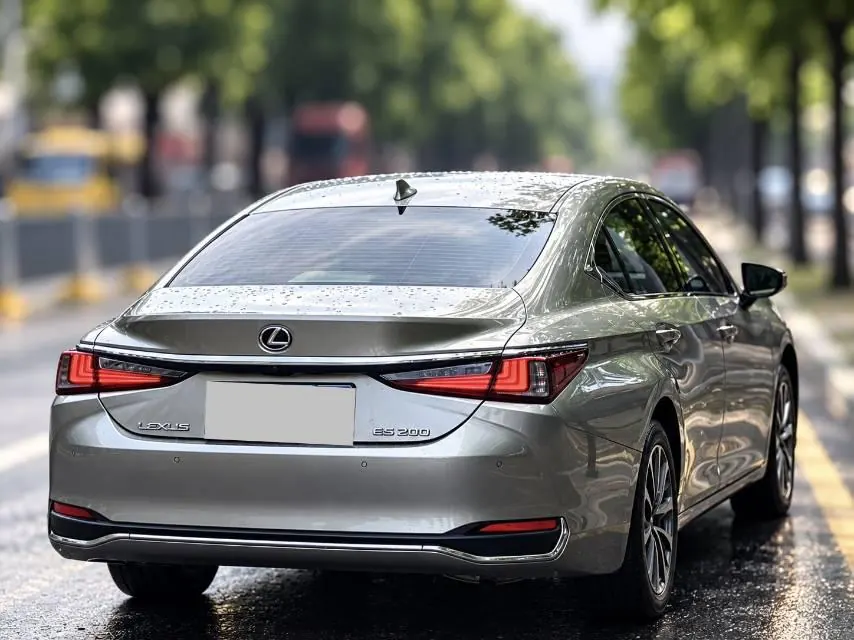 Lexus ES (Imported) 2022 ES200 2.0 Stepless Deluxe Edition Automatic Gear 7