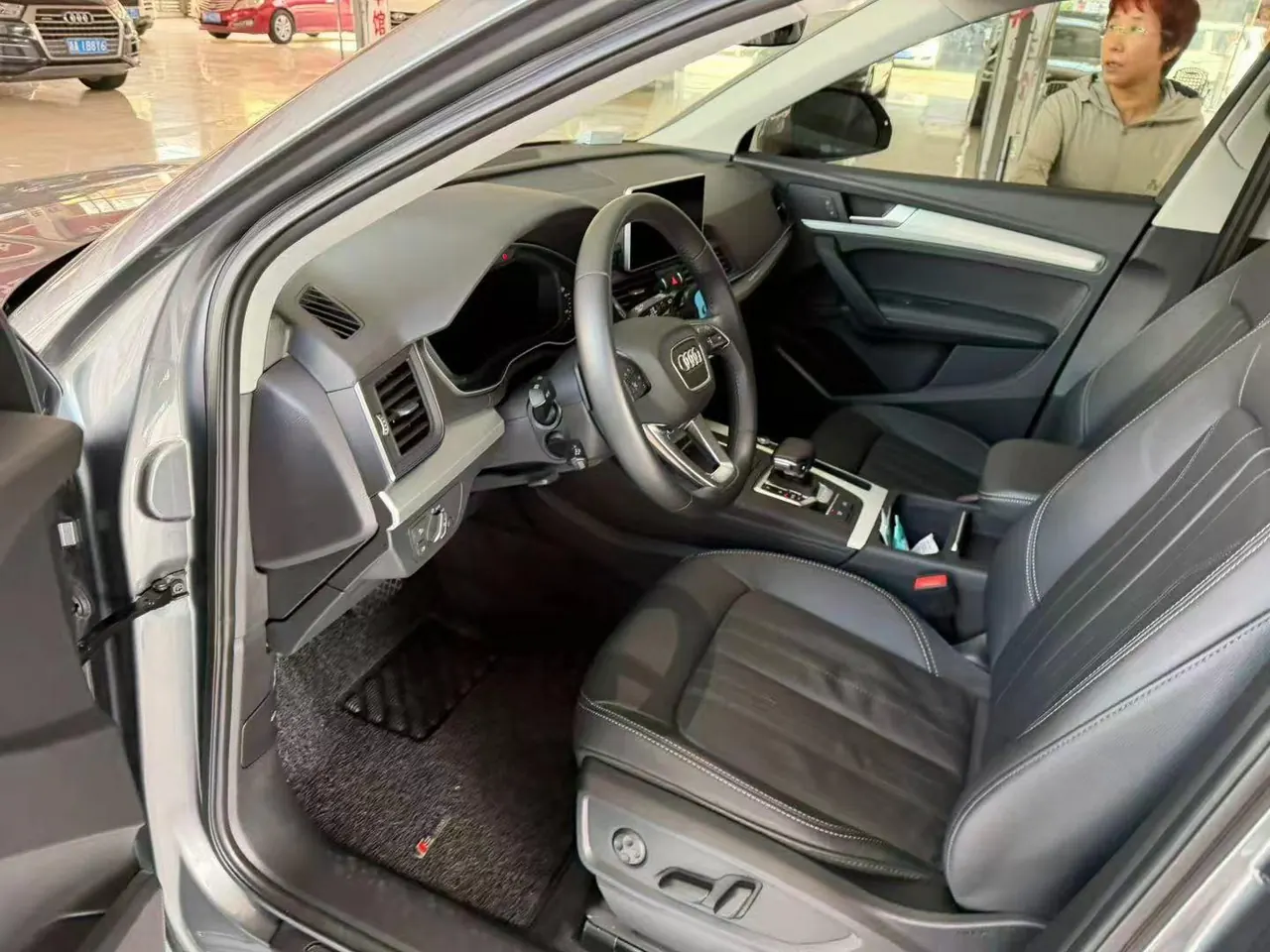 Audi 2020 Q5L 2.0TFSI 40TFSI enjoy enterprising (facelift) automatic gear 3