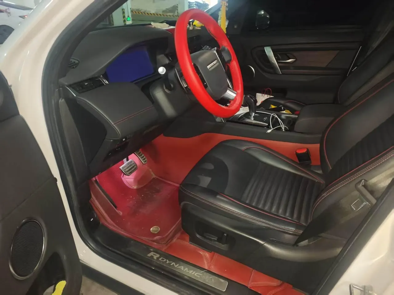 Land Rover 2020 Discovery Sports Edition 48V 2.0T 249PS R-Dynamic S Performance Edition Automatic Gear 5
