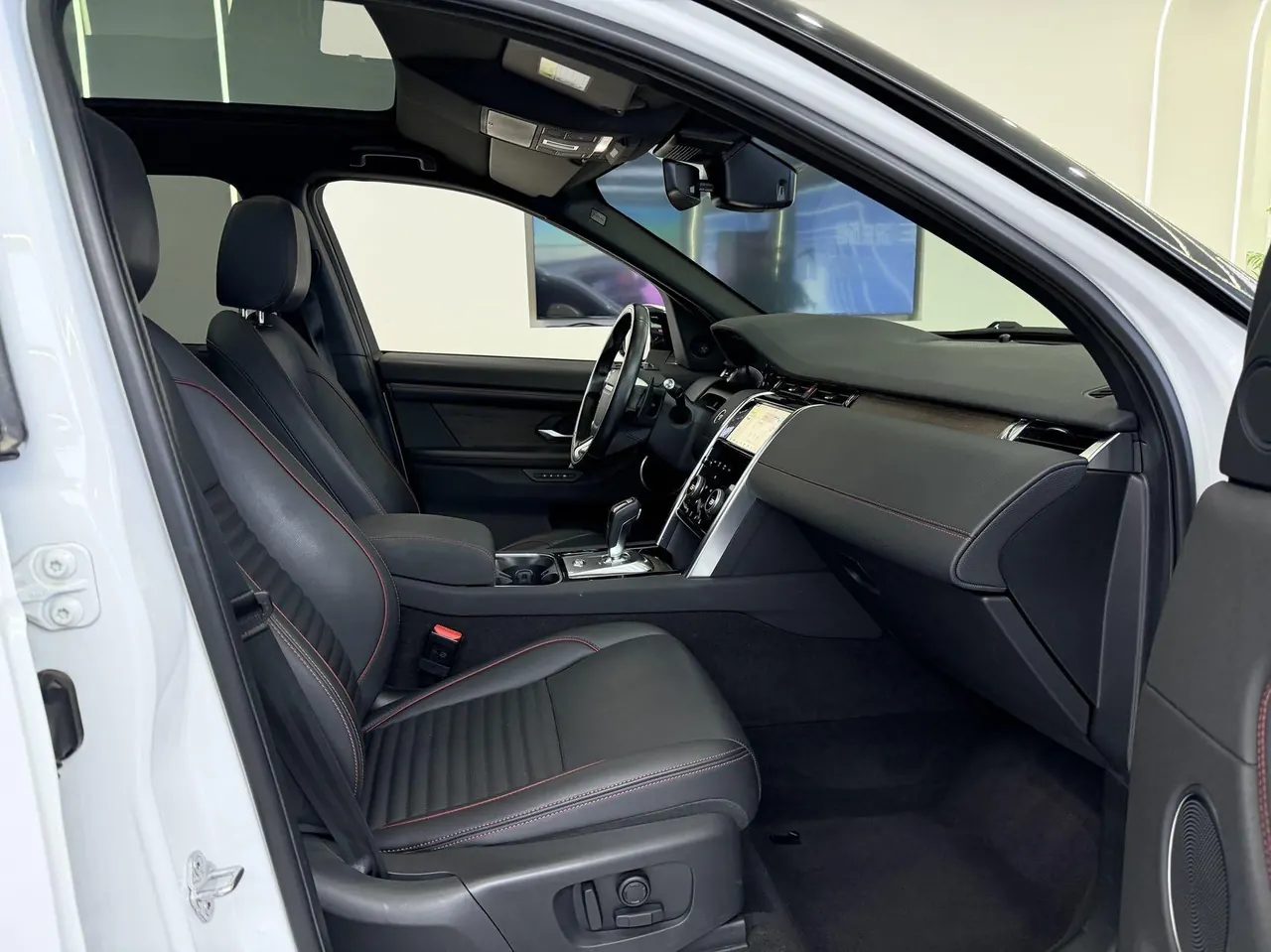 Land Rover 2020 Discovery Sports Edition 48V 2.0T 249PS R-Dynamic SE Performance Technology Edition 7-seat Automatic Gear 5
