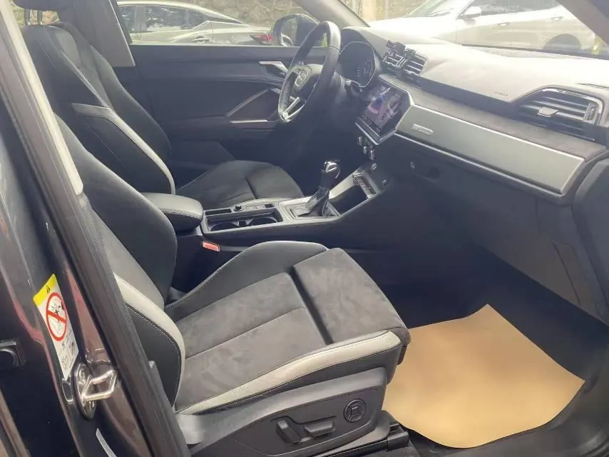 Audi 2021 Q3 1.4TFSI 35TFSI Aggressive Dynamic Automatic 11