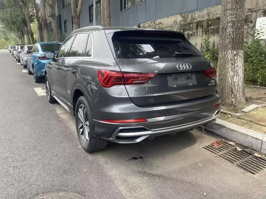 Audi 2021 Q3 1.4TFSI 35TFSI Aggressive Dynamic Automatic 7