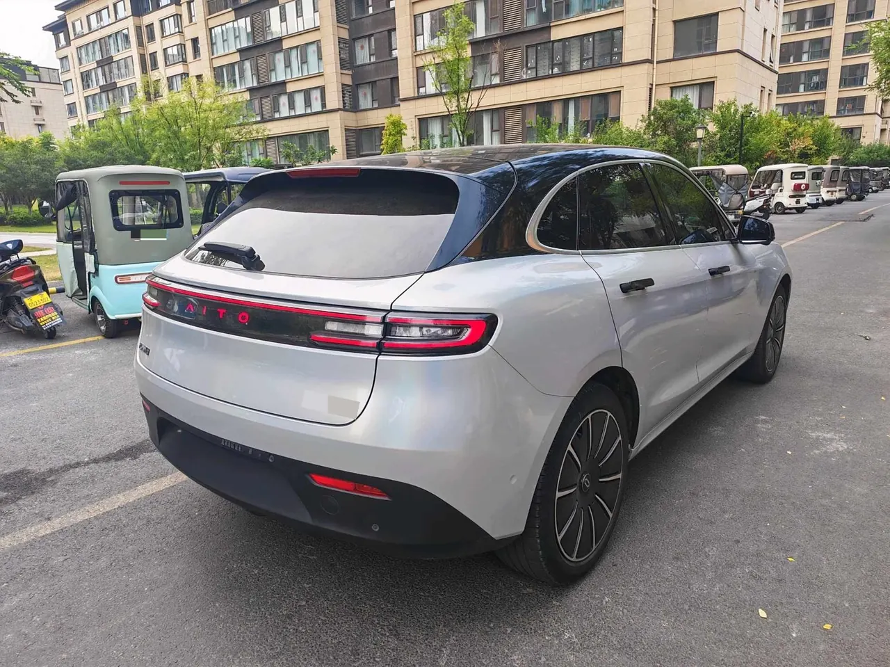 AITO 2022 AITO M5 EV four-wheel drive performance version automatic gear 5