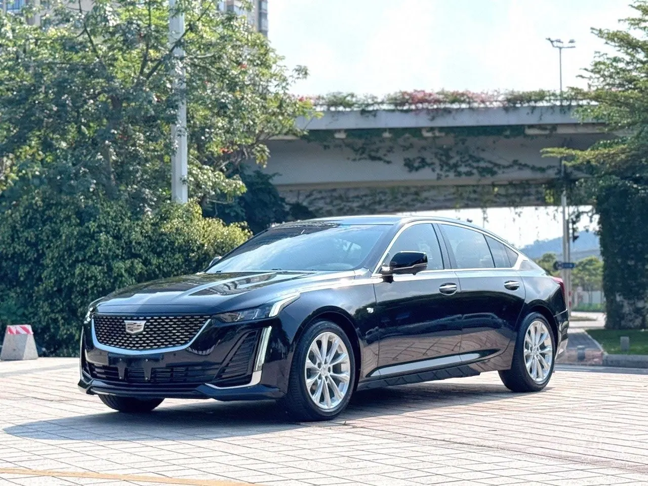 Cadillac 2020 CT5 2.0T 28T Luxury (Modified) Automatic Gear - View 1