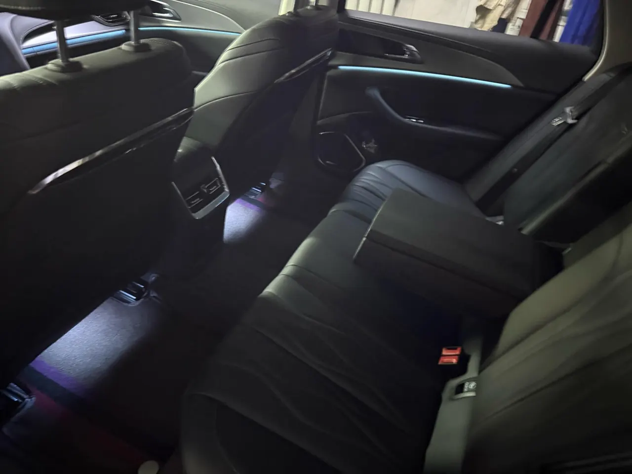 HongQi 2023 H5 1.8T Official Edition Automatic Gear 5
