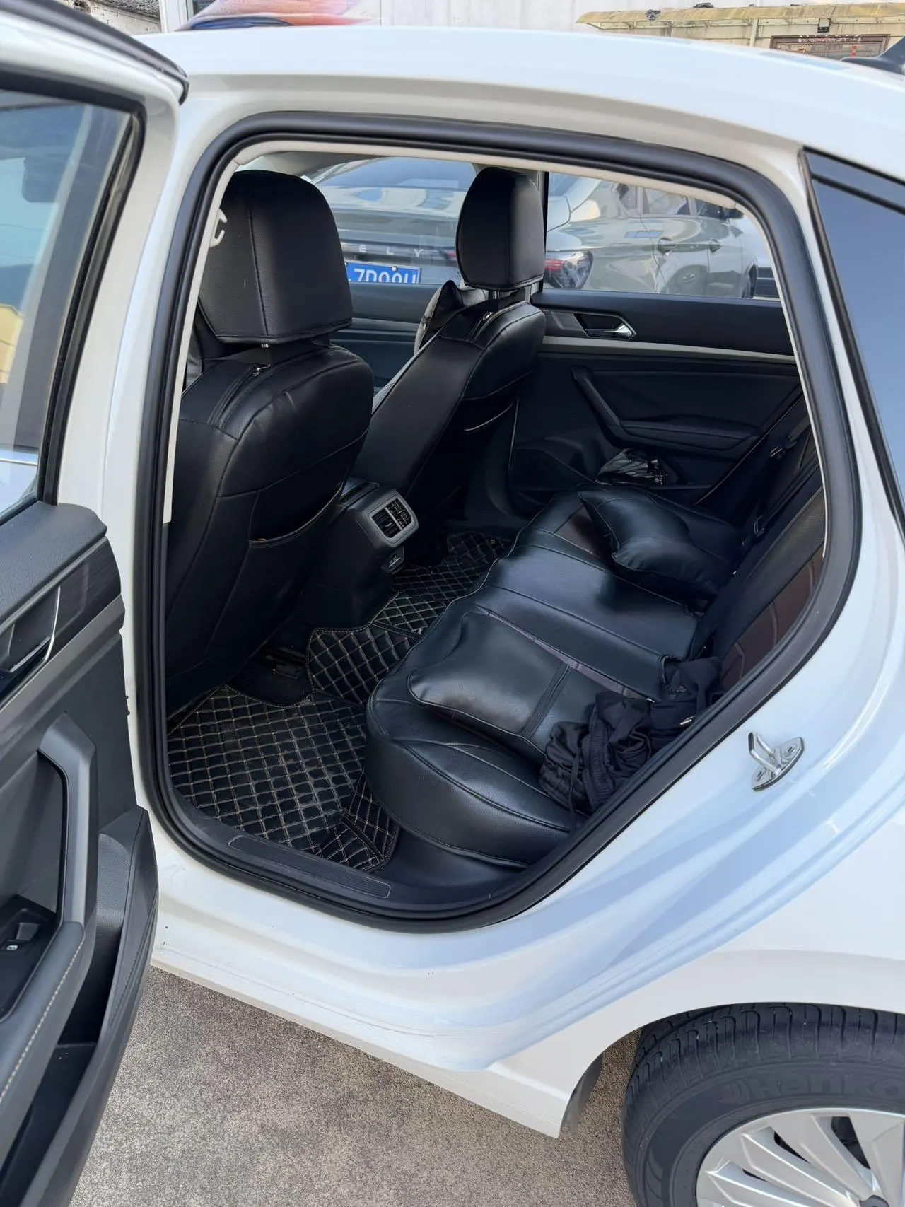 Volkswagen 2021 Lavida 1.4TSI 280TSI Comfort Edition Automatic Gear 3