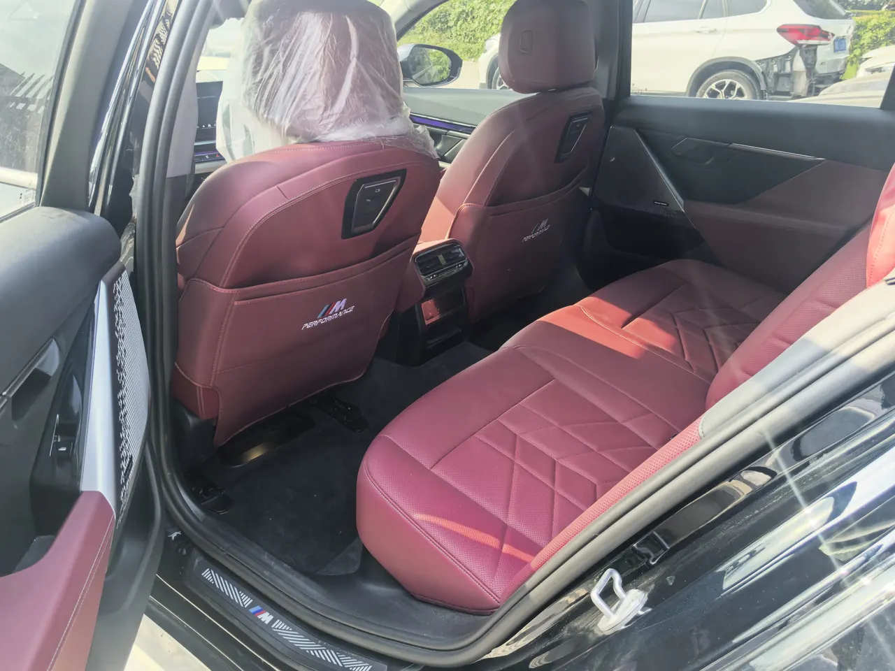 BMW 5 Series 2025 530Li 48V 2.0T Leading M Sports Suit Automatic Gear 2