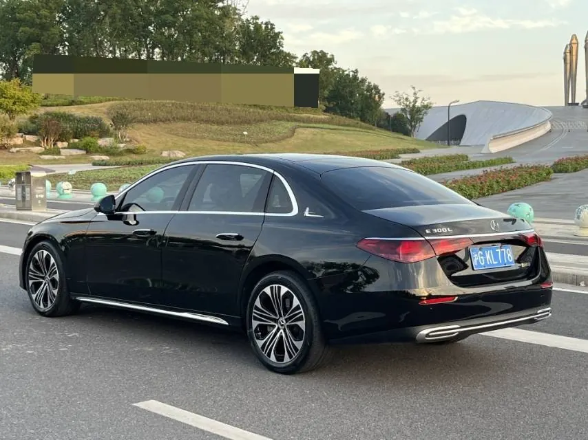 Mercedes Benz E Class 2025 E 300 L 48V 2.0T Luxury (Modified) Automatic Gear 4