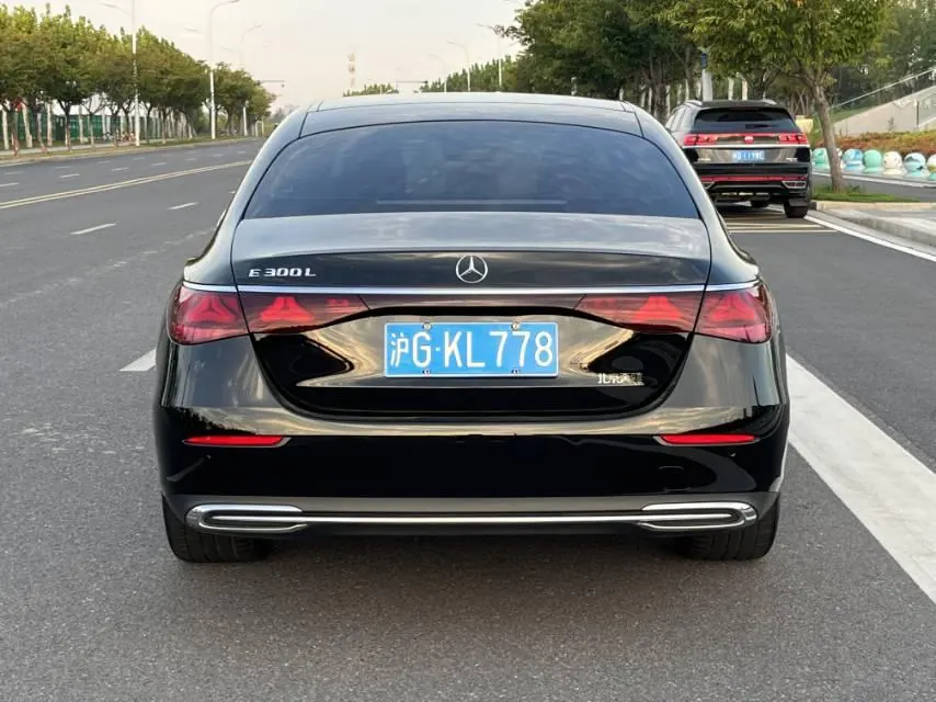 Mercedes Benz E Class 2025 E 300 L 48V 2.0T Luxury (Modified) Automatic Gear 5