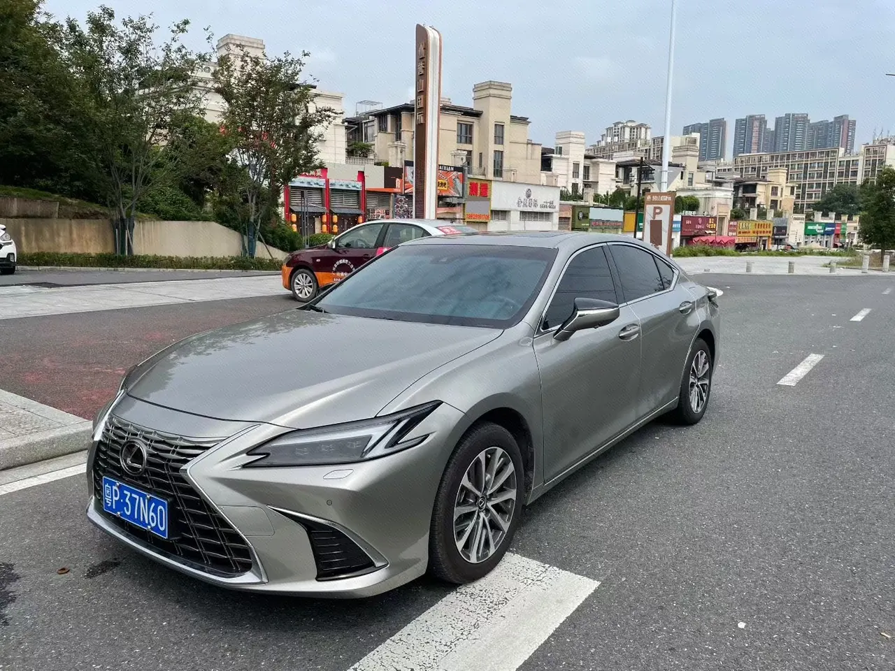 Lexus ES (Imported) 2025 ES200 2.0 Stepless Edition Automatic Gear - View 1