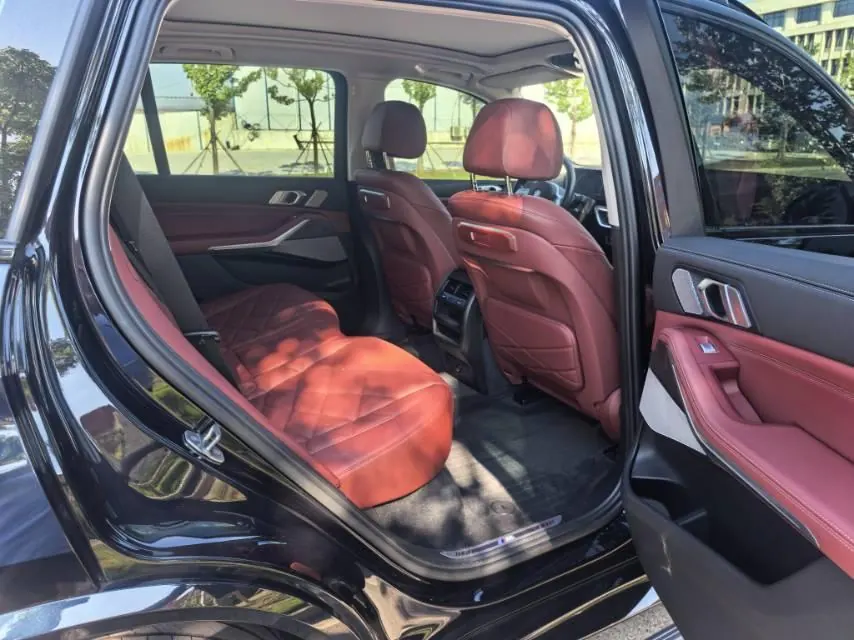 BMW 2025 X5 xDrive30Li 48V 2.0T exclusive m sports obsidian night suit automatic gear 6