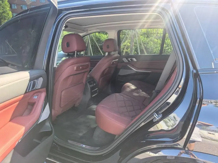 BMW 2025 X5 xDrive30Li 48V 2.0T exclusive m sports obsidian night suit automatic gear 7