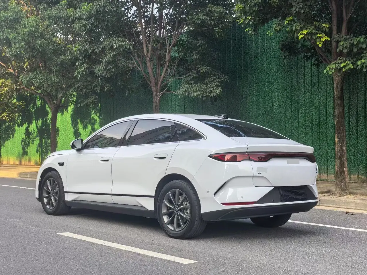 BYD 2025 Qin L EV 545KM Exceed automatic gear 6