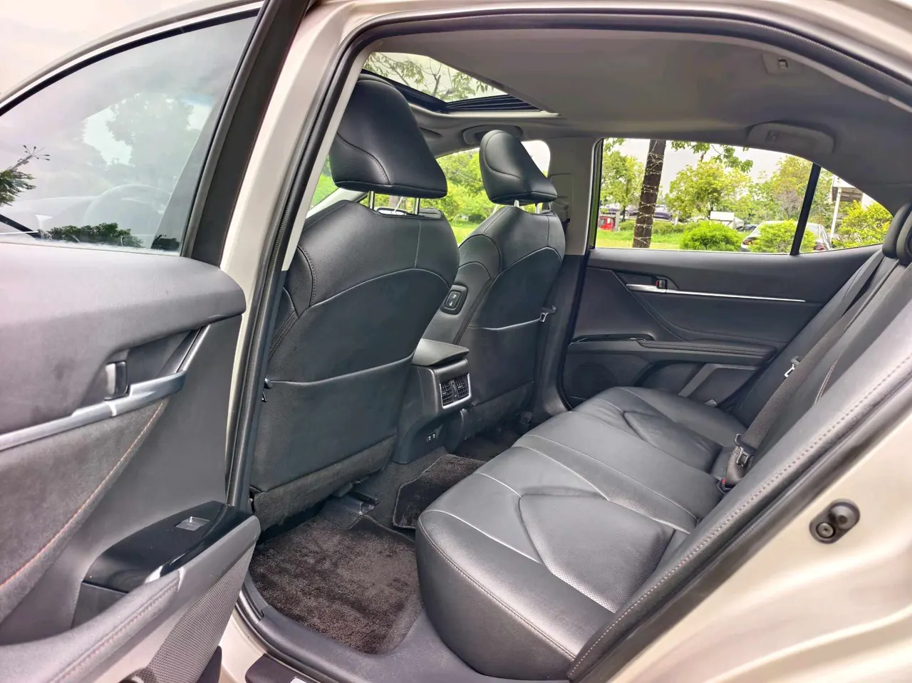 Toyota 2021 Camry 2.0G Stepless Deluxe Edition Automatic Gear 6