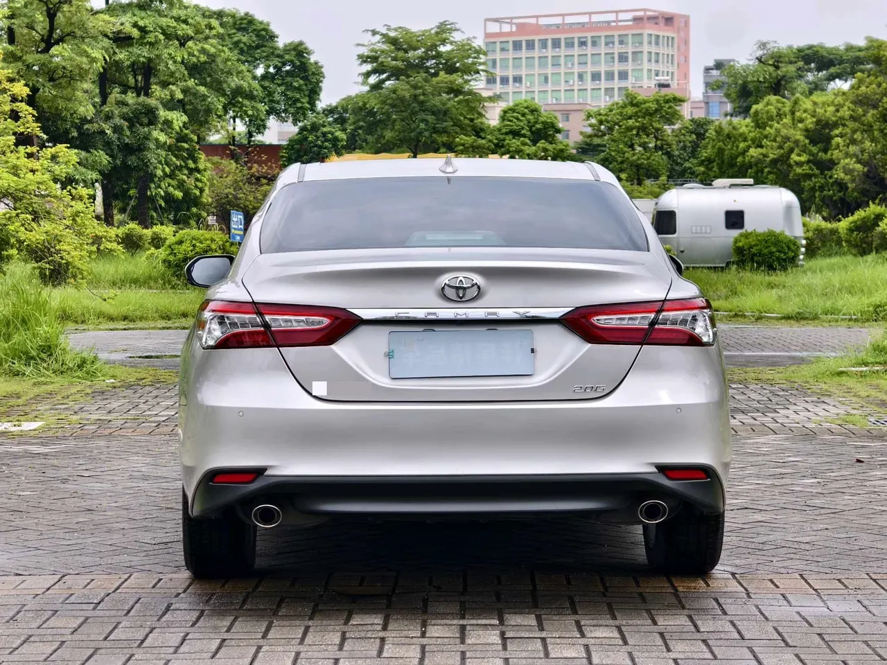 Toyota 2021 Camry 2.0G Stepless Deluxe Edition Automatic Gear 8
