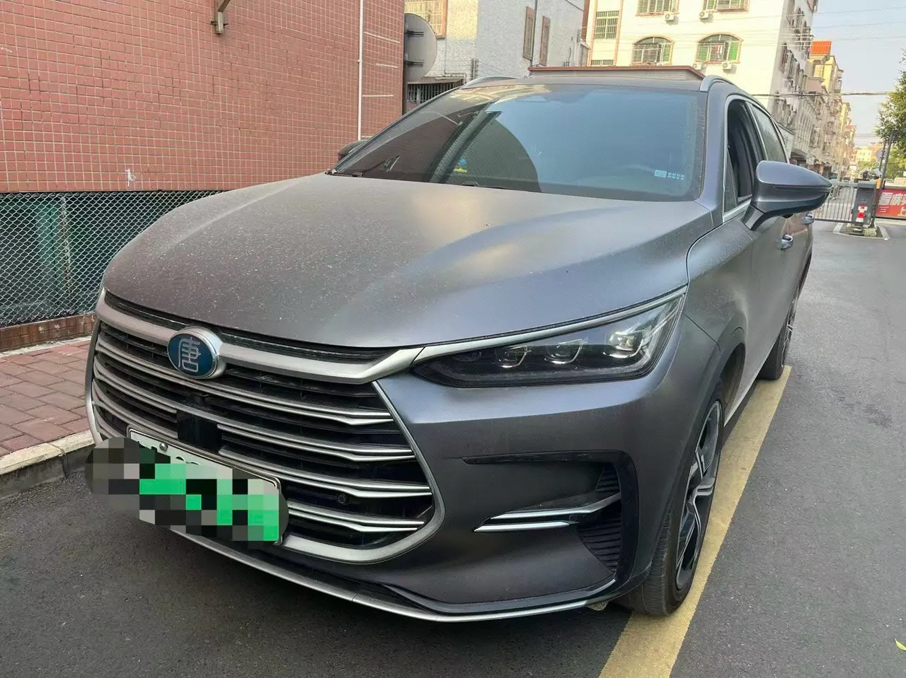 BYD Tang New Energy 2021 Tang DM-i 1.5T Stepless 112KM Honorable Automatic Gear - View 1