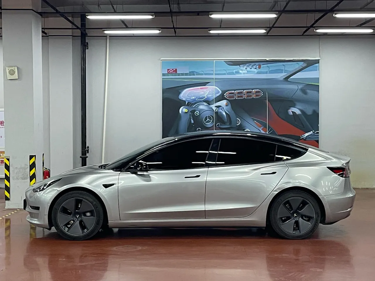 Tesla 2022 Model 3 rear-wheel drive version of automatic transmission 4