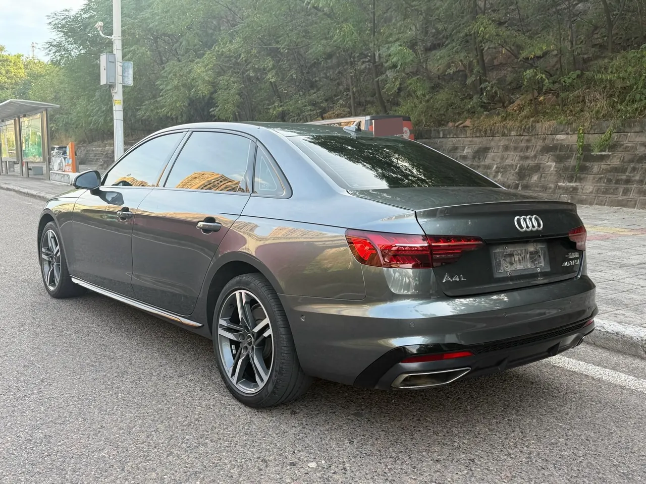 Audi 2022 A4L 2.0TFSI 40TFSI Deluxe Dynamic Automatic 4